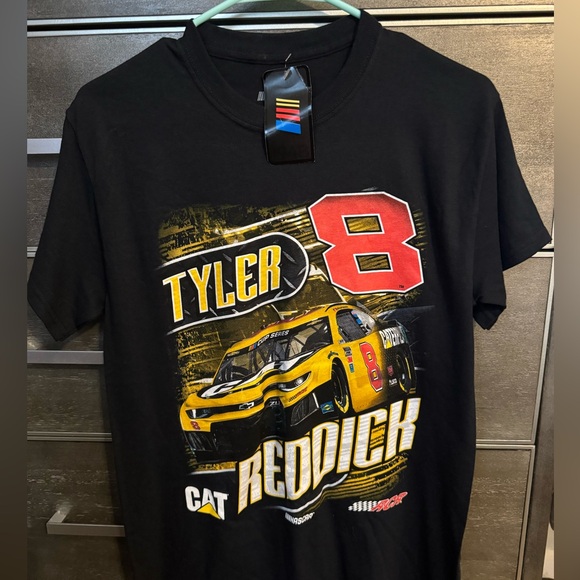 Tyler Reddick nascar tee NWT - Picture 1 of 2